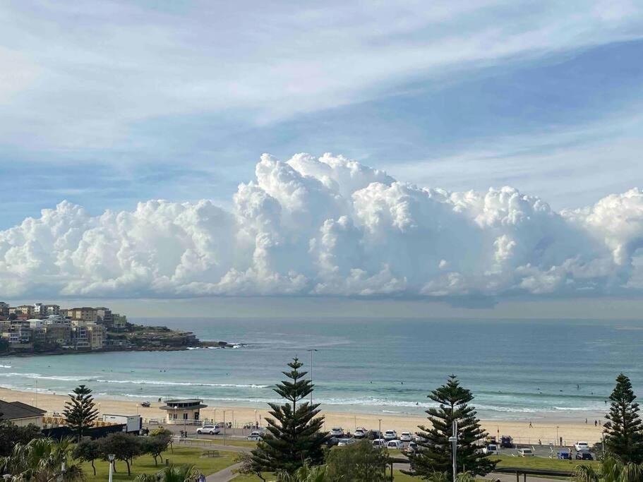 Bondi Beach Waves Beachfront Apartment Sidney Exterior foto