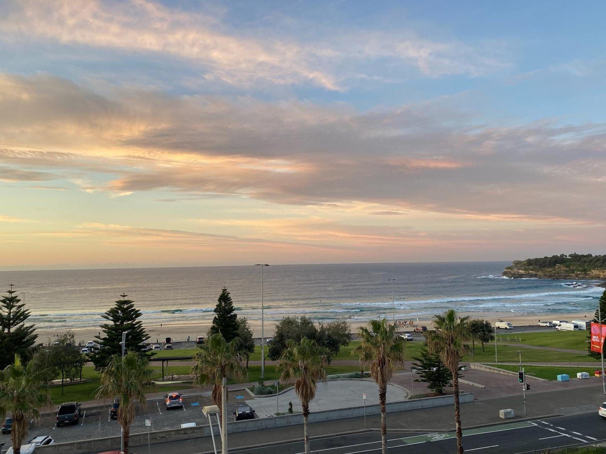 Bondi Beach Waves Beachfront Apartment Sidney Exterior foto